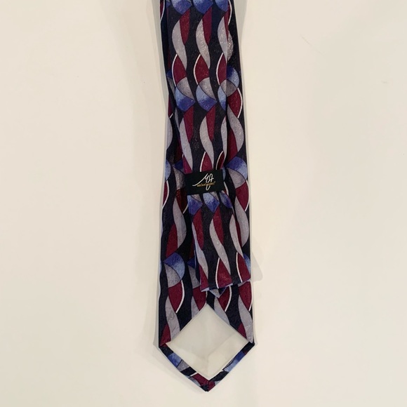 Michael James | Vintage Tie | Made in USA | - Picture 2 of 3